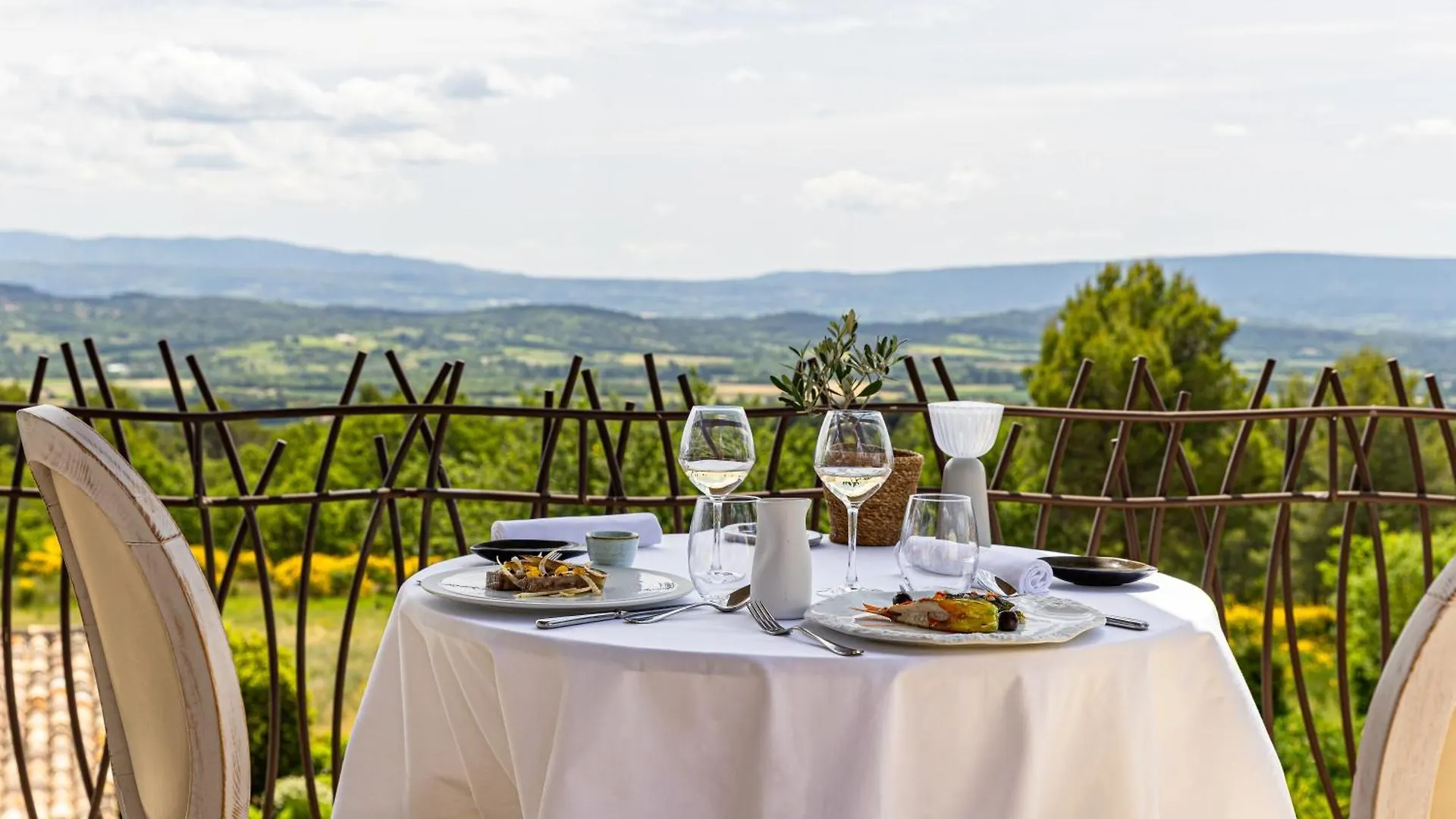 Mas Des Herbes Blanches Hotel & Spa - Relais & Chateaux Joucas