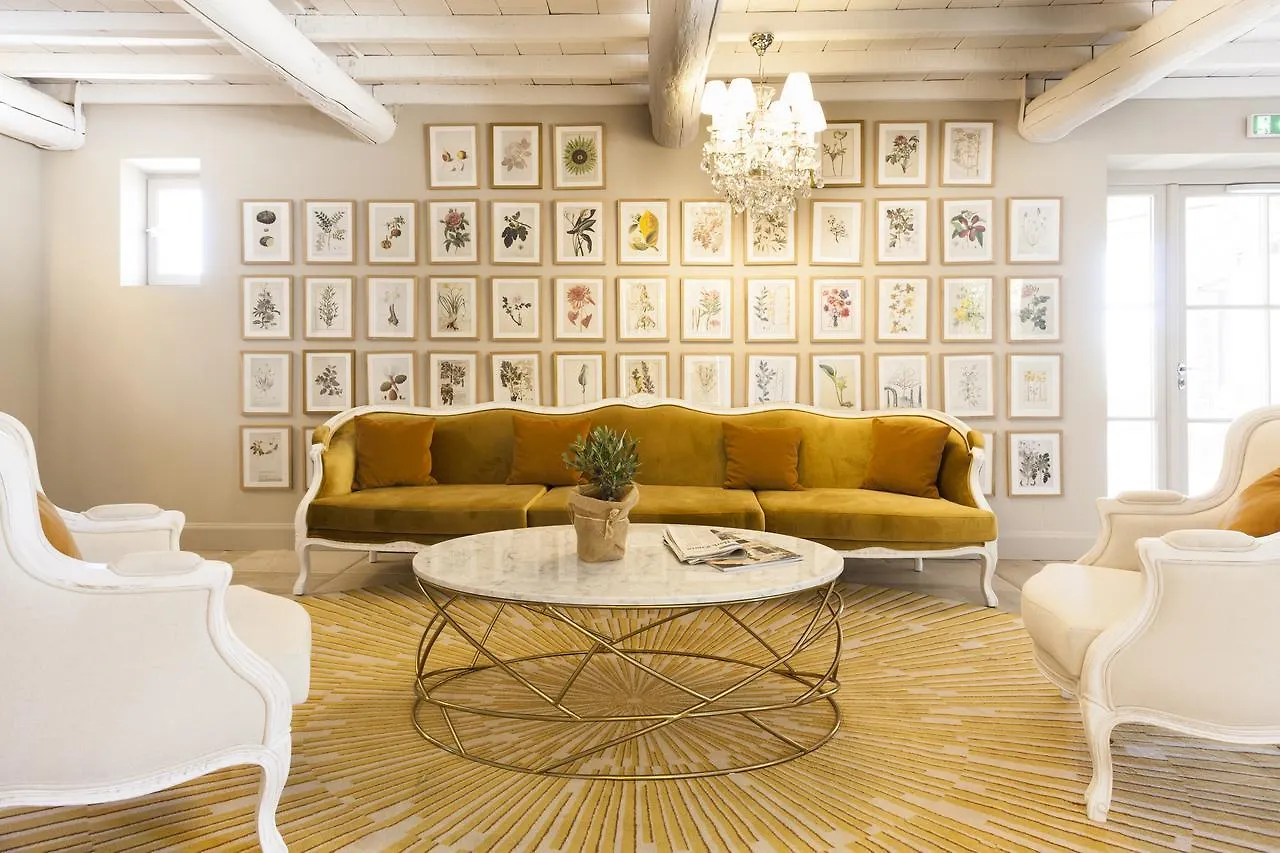 Mas Des Herbes Blanches Hotel & Spa - Relais & Chateaux Joucas