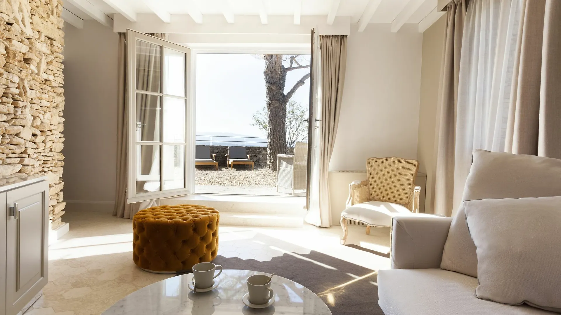 Mas Des Herbes Blanches Hotel & Spa - Relais & Chateaux Joucas