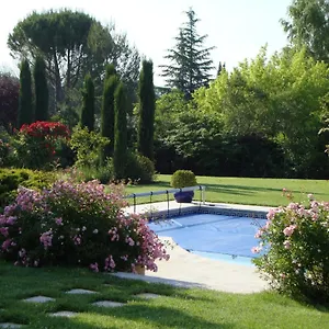 Hébergement de vacances La Guéritaulde, La Tour-dʼAigues