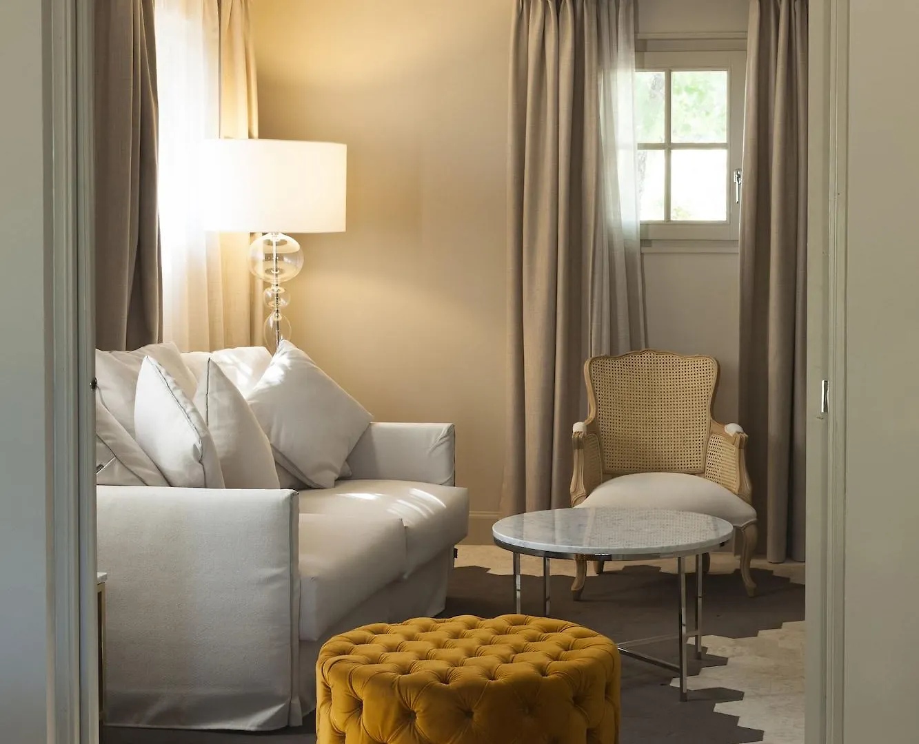 Mas Des Herbes Blanches Hotel & Spa - Relais & Chateaux Joucas